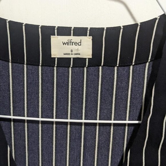 Aritzia Wilfred | Sabina Peplum Blouse in Navy Pinstripe - Picture 5 of 9